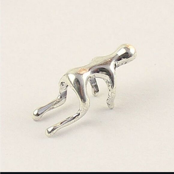 Silver Hold On Ear Cuff - Picture 4 of 6